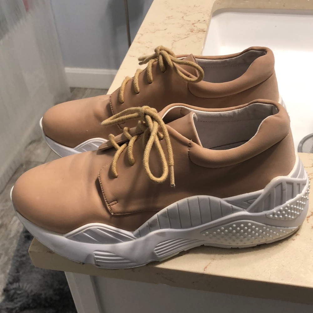 Jeffreycampell tan sneaker